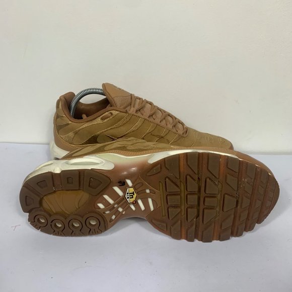 Nike TNs Air Max Plus Brown Suede Sneakers Mens Size US9.5 AH9897-201 - Picture 4 of 8